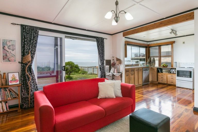 Photo of property in 25 Ferguson Street, Bay View, Napier, 4104