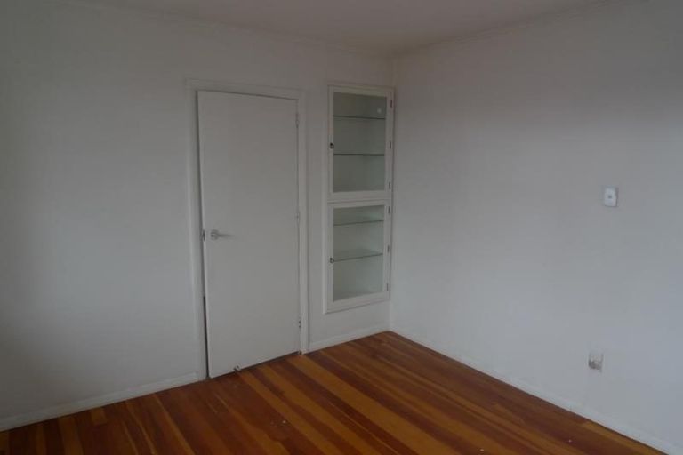 Photo of property in 31 Helston Road, Johnsonville, Wellington, 6037