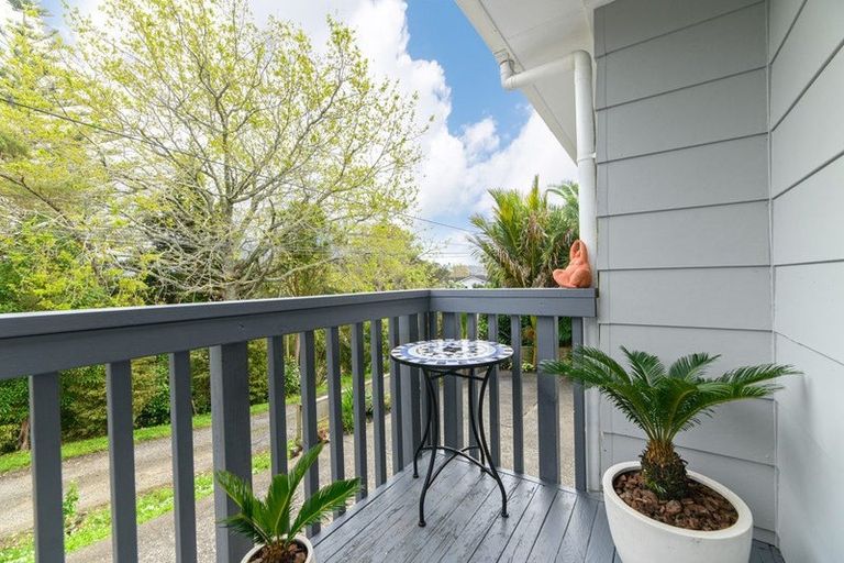 Photo of property in 23 Tawa Road, Te Atatu Peninsula, Auckland, 0610