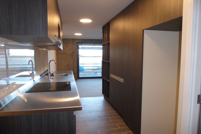 Photo of property in Frame Apartments, 201/111u Molesworth Street, Thorndon, Wellington, 6011