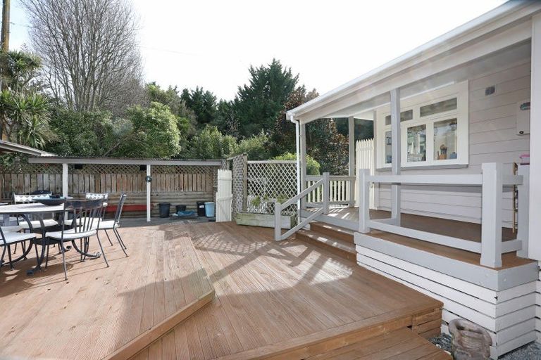 Photo of property in 110 Hastings Street, Halcombe, Feilding, 4779