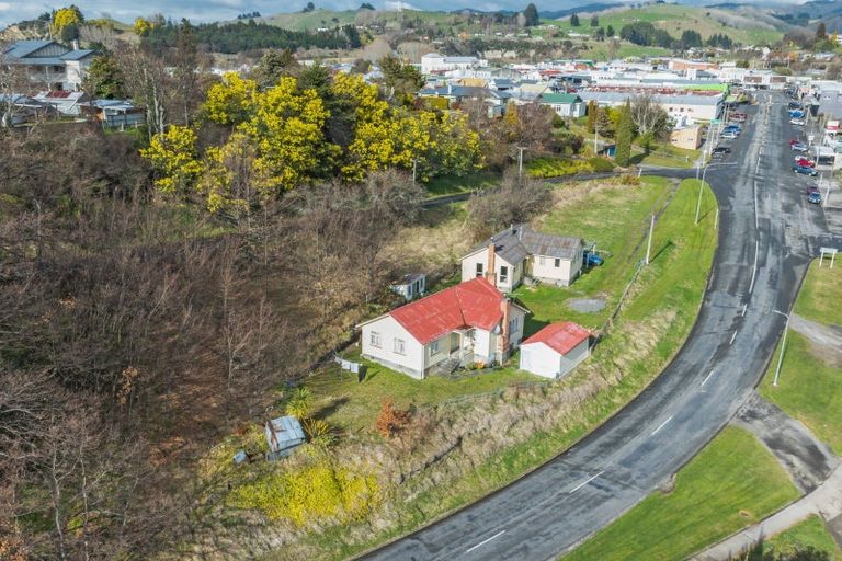 Photo of property in 142 Hautapu Street, Taihape, 4720
