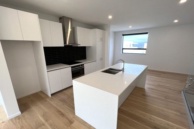 Photo of property in 7/78 Orangi Kaupapa Road, Northland, Wellington, 6012