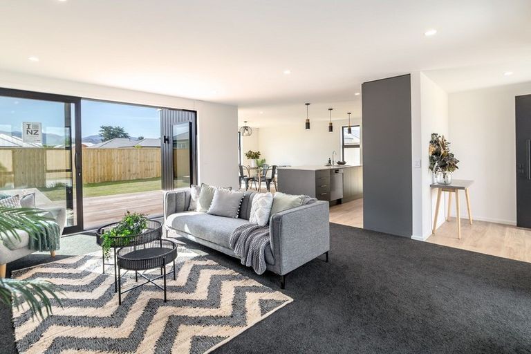 Photo of property in 7 Peony Drive, Greytown, 5712