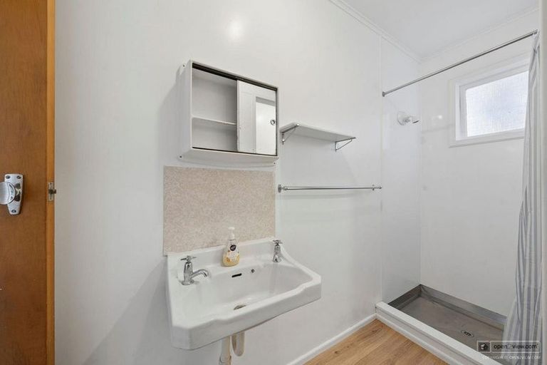 Photo of property in 12/52 Leighton Avenue, Waiwhetu, Lower Hutt, 5010