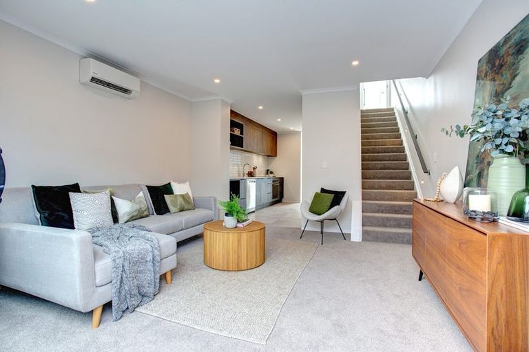 Photo of property in 17 Hema Road, Hobsonville, Auckland, 0616