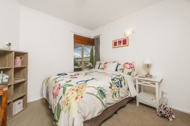 Photo of property in 157 Kilkenny Drive, East Tamaki Heights, Auckland, 2016
