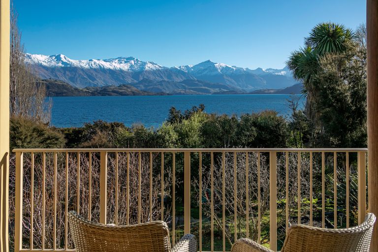 Photo of property in 337 Beacon Point Road, Wanaka, 9305