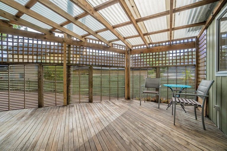Photo of property in 107 Konini Road, Titirangi, Auckland, 0604