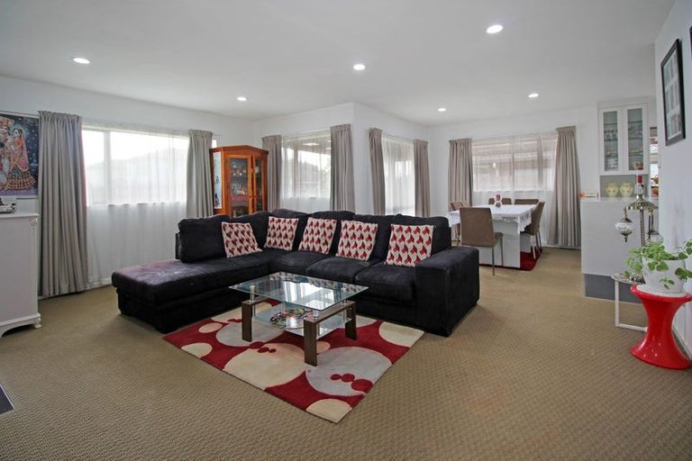 Photo of property in 12 Masters Place, Favona, Auckland, 2024