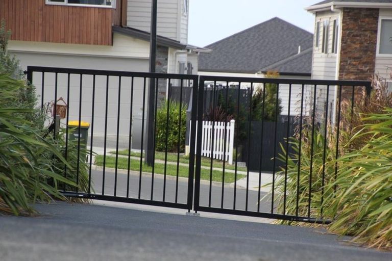 Photo of property in 22a Harvest Avenue, Orewa, 0931