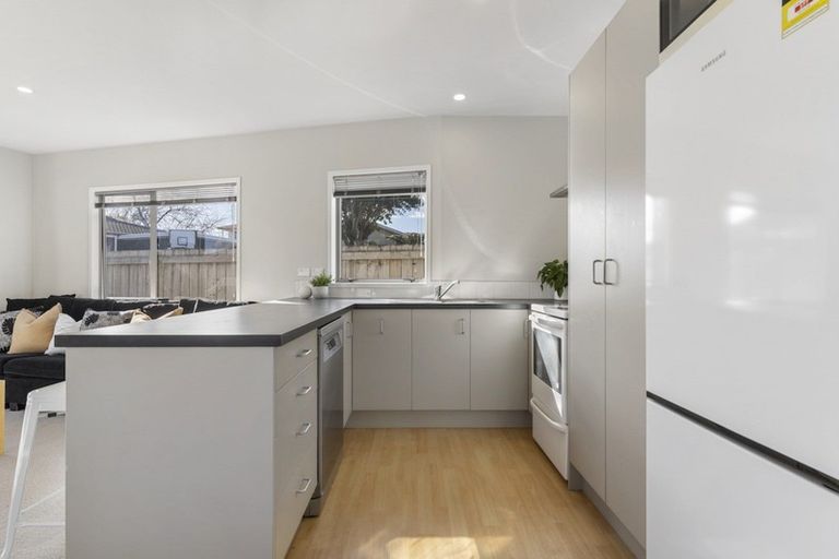 Photo of property in 5a Ruby Place, Papamoa Beach, Papamoa, 3118