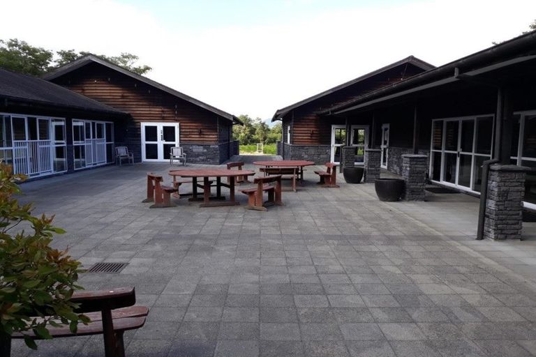 Photo of property in 56 Parawera Drive, Acacia Bay, Taupo, 3330