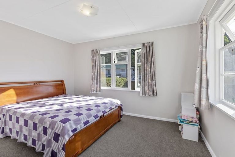Photo of property in 15 Kowhai Street, Wainuiomata, Lower Hutt, 5014