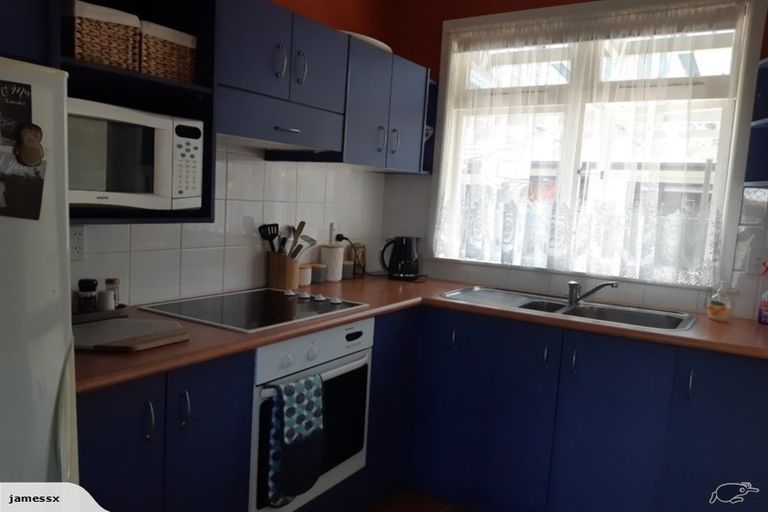 Photo of property in 15 Harpham Street, Taradale, Napier, 4112