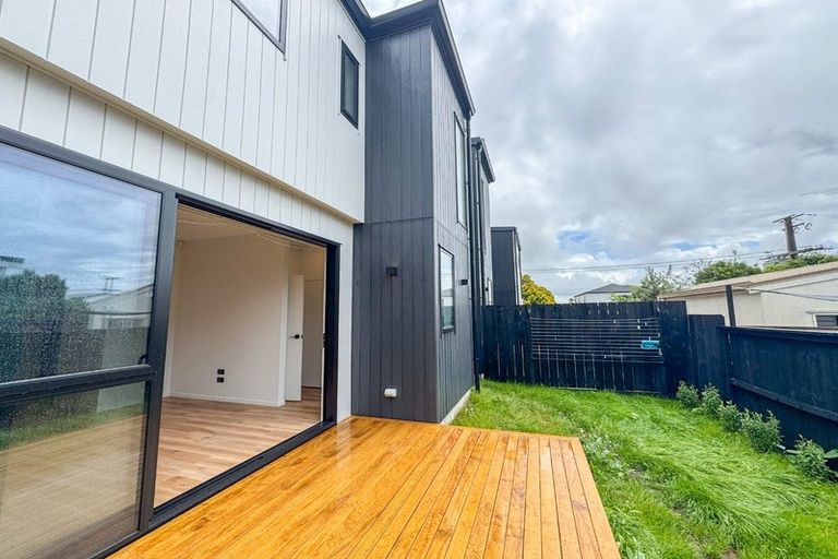 Photo of property in 4c Tainui Terrace, Mangere Bridge, Auckland, 2022