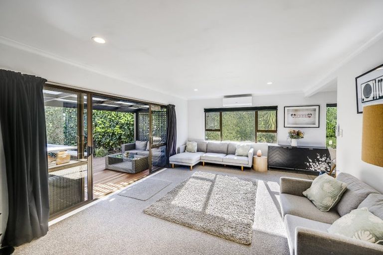 Photo of property in 27 Mckeefry Avenue, Greenmeadows, Napier, 4112