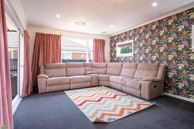 Photo of property in 92 Philpotts Road, Mairehau, Christchurch, 8052