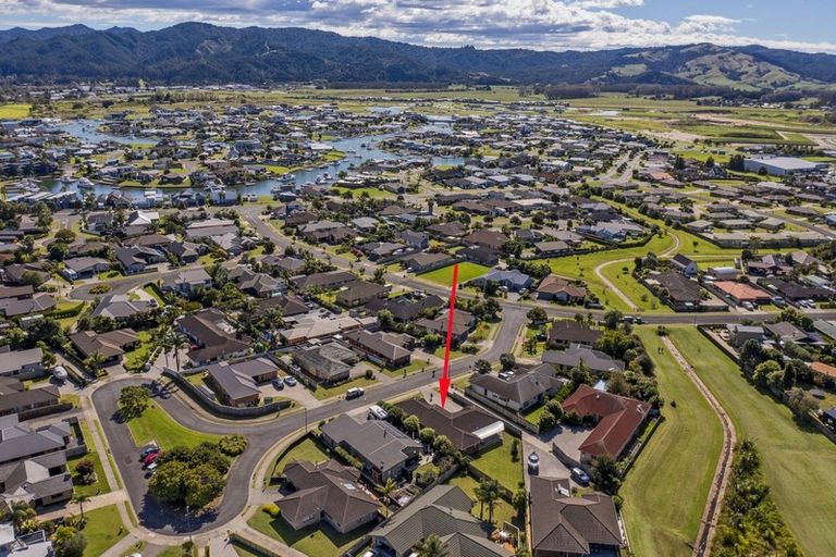 Photo of property in 11 Heritage Close, Whitianga, 3510