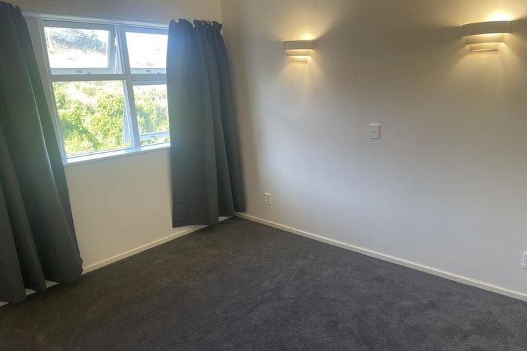 Photo of property in Parkland Flats, 16/51u Adams Terrace, Kelburn, Wellington, 6021