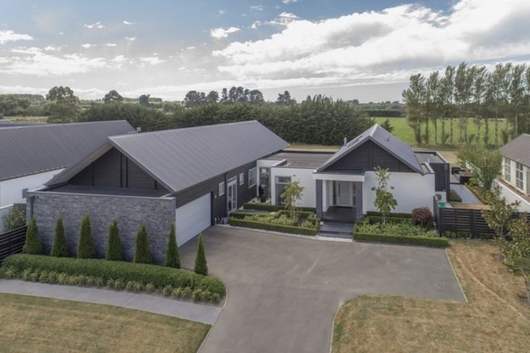 Photo of property in 14 Kaikainui Lane, Northwood, Christchurch, 8051