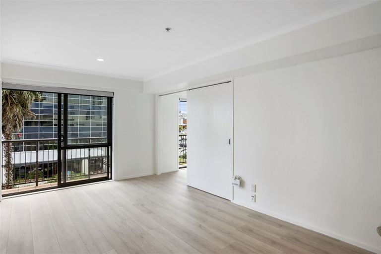Photo of property in 3k/18 Ronwood Avenue, Manukau, Auckland, 2104