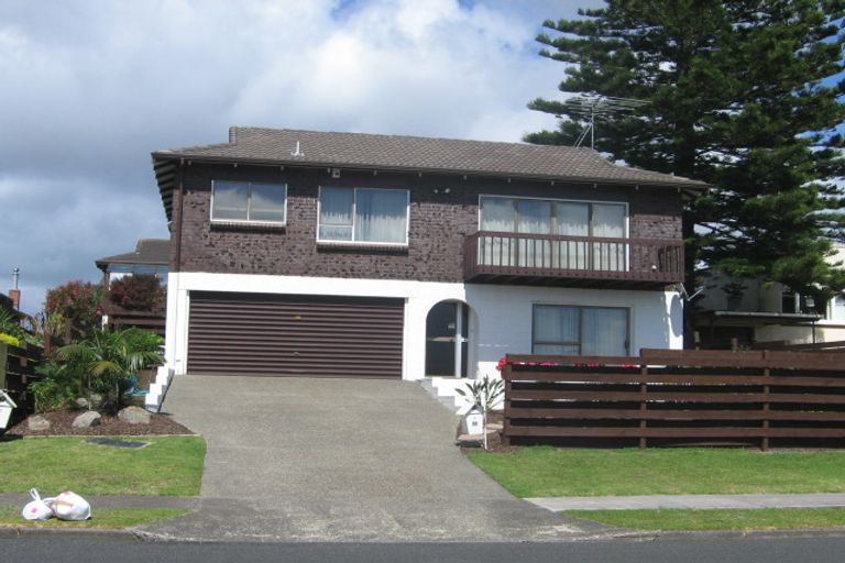 Photo of property in 2/16 Quebec Road, Milford, Auckland, 0620