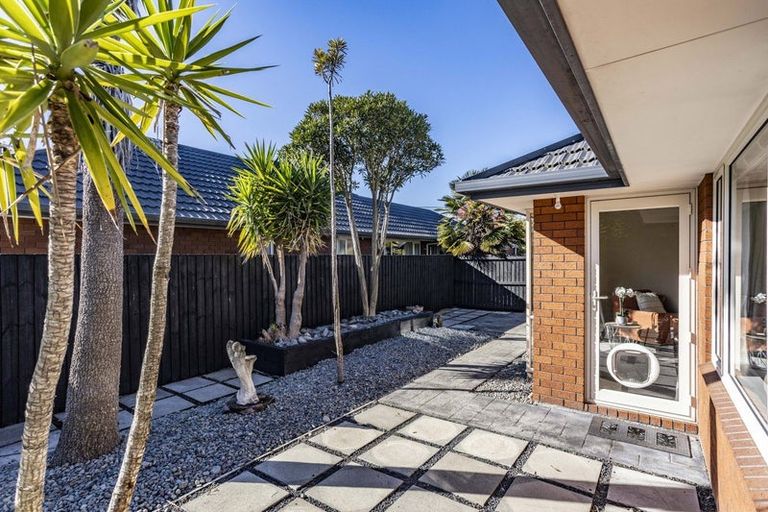 Photo of property in 59 Uxbridge Street, Redwood, Christchurch, 8051