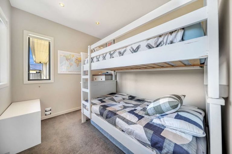 Photo of property in 40 Breaksea Street, Te Anau, 9600