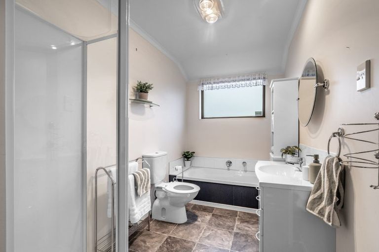 Photo of property in 9 Willis Street, Grasmere, Invercargill, 9810