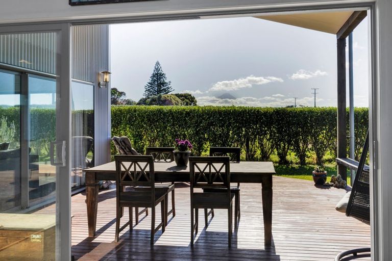 Photo of property in 141 Scott Road, Okaiawa, Hawera, 4671