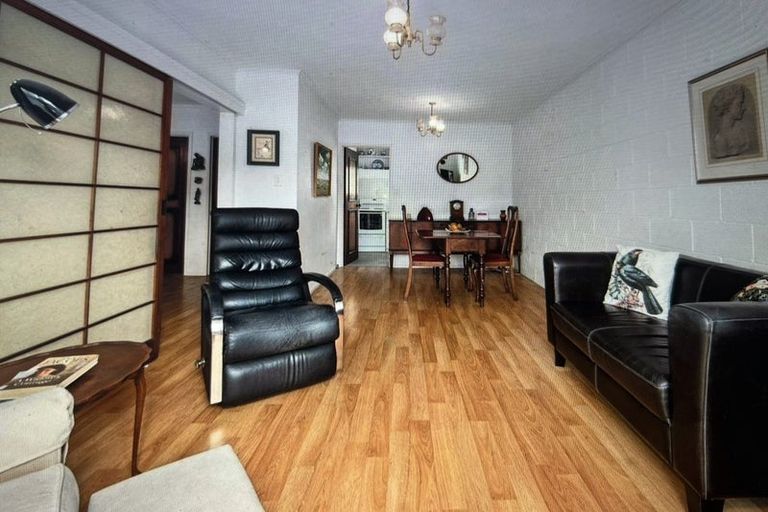 Photo of property in 4/772 Beach Road, Browns Bay, Auckland, 0630