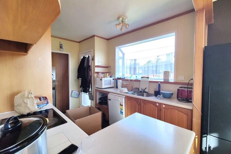 Photo of property in 8 Archmillen Avenue, Pakuranga Heights, Auckland, 2010