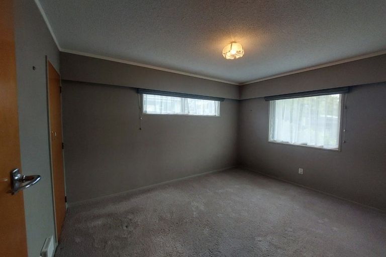 Photo of property in 22 Splitt Avenue, Glenview, Hamilton, 3206