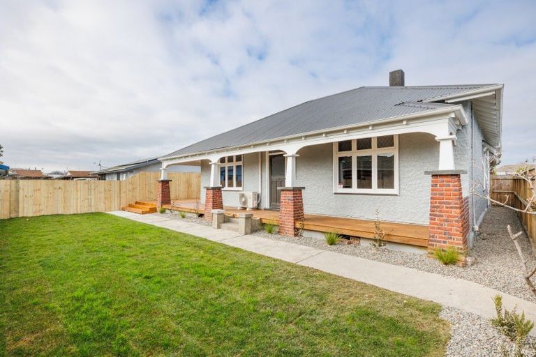 Photo of property in 972 Tremaine Avenue, Roslyn, Palmerston North, 4414