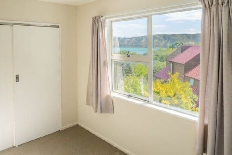 Photo of property in 26 Kiriwai Road, Paremata, Porirua, 5024