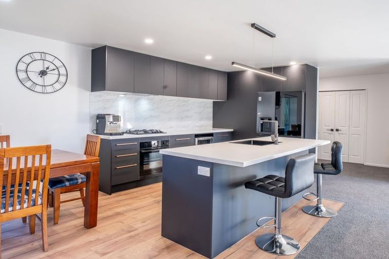 Photo of property in 48 Constitution Avenue, Milton, 9220