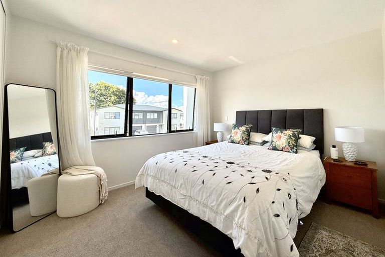 Photo of property in 8 Katikati Drive, Manurewa, Auckland, 2102