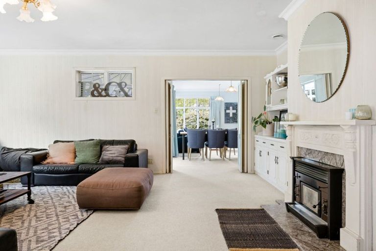 Photo of property in 75 Taylor Street, Cambridge, 3434