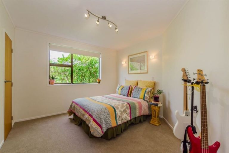 Photo of property in 21 Ocean Road, Paraparaumu Beach, Paraparaumu, 5032