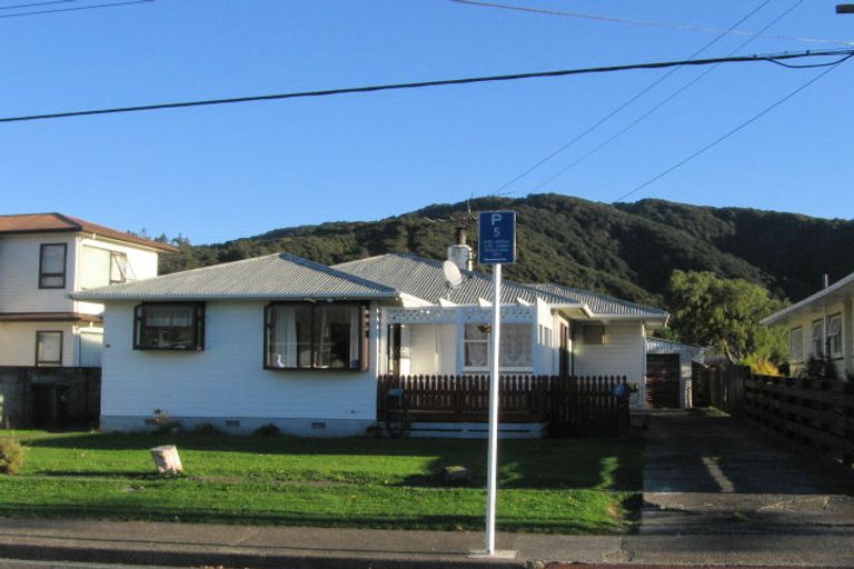 Photo of property in 23 Konini Street, Wainuiomata, Lower Hutt, 5014