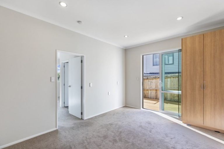 Photo of property in 8 Sauvignon Avenue, Ranui, Auckland, 0612