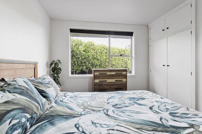 Photo of property in 28 Shetland Street, Woolston, Christchurch, 8062