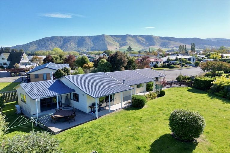 Photo of property in 9 Pitman Place, Waimate, 7924