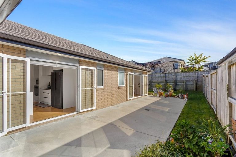 Photo of property in 9 Arahi Place, Rototuna North, Hamilton, 3210