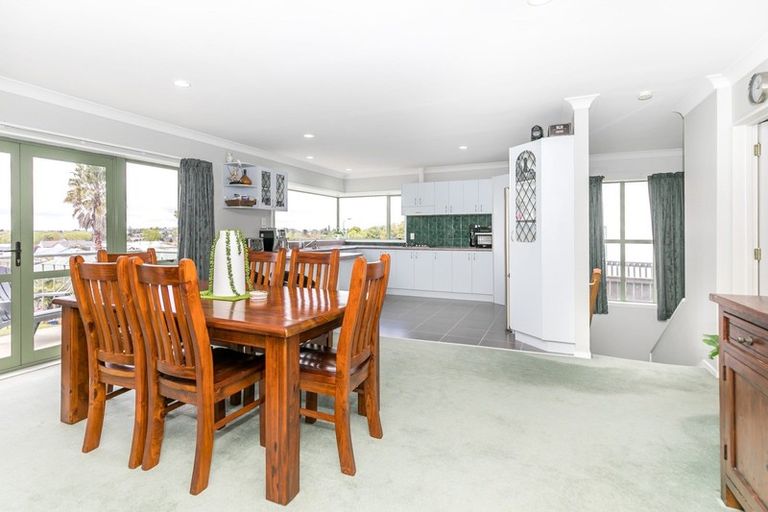 Photo of property in 4 Glenburn Place, Nawton, Hamilton, 3200