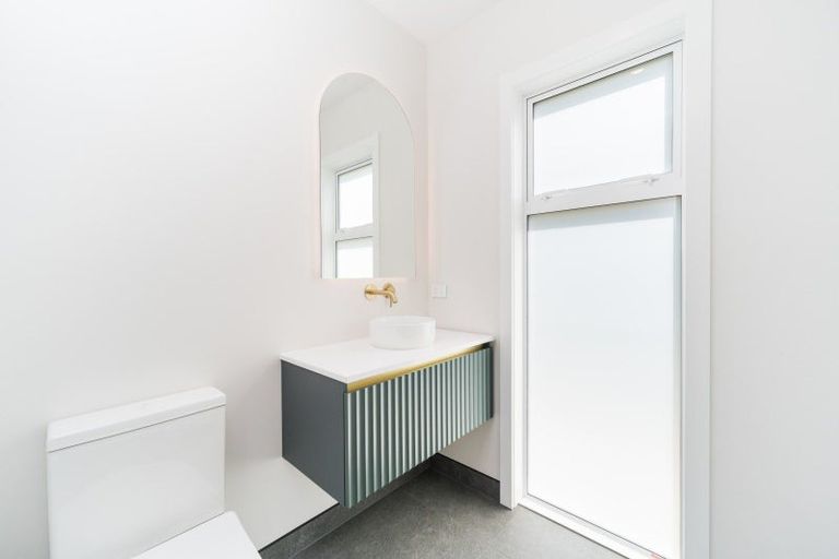 Photo of property in 42c Batt Street, West End, Palmerston North, 4410