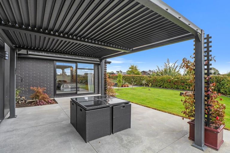 Photo of property in 9 Godley Place, Woodend, 7610