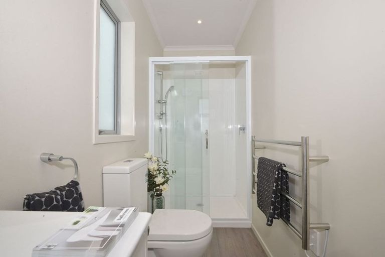 Photo of property in 3 Karauria Lane, Orewa, 0931