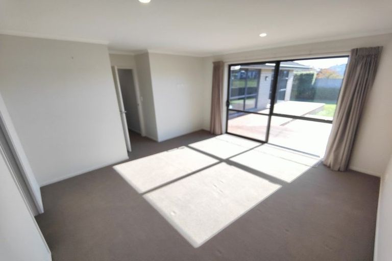 Photo of property in 16 Tennille Street, Flagstaff, Hamilton, 3210
